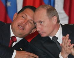 Чавес з Путіном відвідає скачки