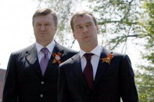 Янукович та Мєдвєдєв домовились підписати 5 угод