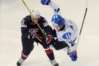 США ганебно вилетіли з хокейного чемпіонату світу