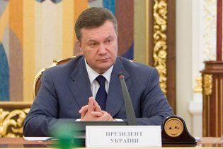 Янукович вимагає готову програму економічних реформ до 1 червня