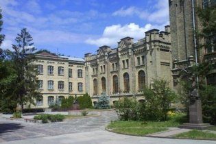 ТОП-5 найкращих вузів України