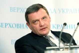 На Донеччині два нардепи побилися на дільниці (відео)