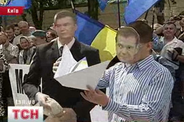 04_protest