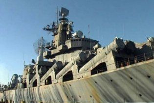 Уряд передасть Росії ракетний крейсер "Україна"