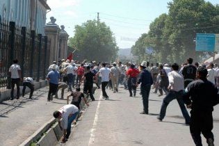 Кількість загиблих на півдні Киргизії досягла 82 осіб