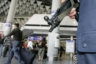 Німецьких бізнесменів заарештовано за контрабанду ядерних технологій в Іран