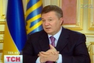 Янукович доручив Кабміну надати гуманітарну допомогу Таджикистану