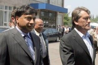 Ющенко призначив Лакшмі Міттала своїм консультантом