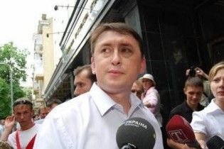 Нардеп-регіонал поліз у бійку з Мельниченком у ресторані