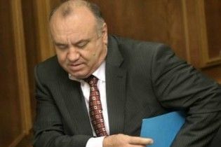 Генпрокуратура закрила справу проти скандального екс-глави МВС Цушка