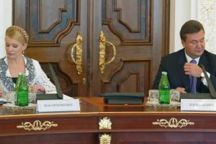 Тимошенко хоче співпрацювати з Ющенком і Януковичем