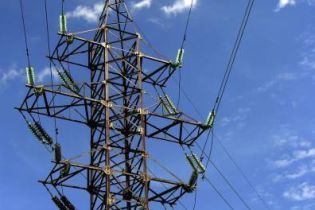 Київ не може без допомоги Москви постачати електроенергію