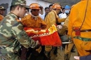 У Китаї внаслідок вибуху на заводі загинули 13 людей