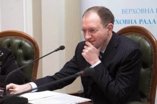 Яценюк не может "влиться" в НУ, нужно что-то новое