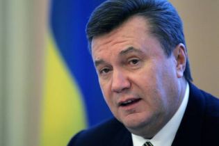 Янукович хоче виходити з кризи разом з Росією