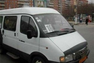 У Полтаві чоловік випав з маршрутки і загинув