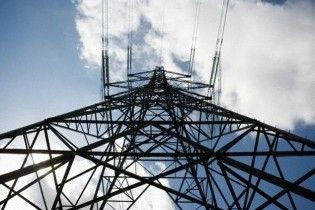 Майже півтисячі населених пунктів залишаються без електрики
