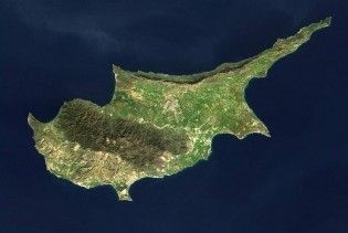 Росія викреслить Кіпр зі списку офшорів