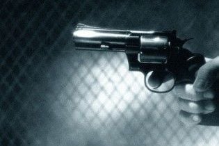 В Германии мужчины расстреляли посетителей кафе (видео)