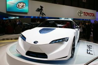 Toyota звітує про перші збитки за весь час існування компанії
