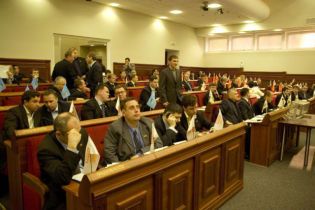 БЮТ погрожує столичному меру судом