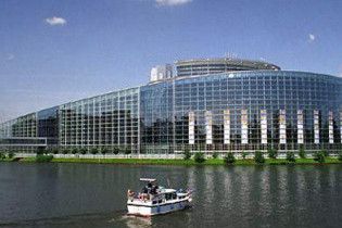 Европарламентарий: резолюция склонит Украину в сторону России