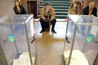 Ющенко кличе в Україну більше спостерігачів