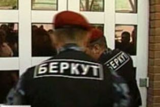 "Беркут" разогнал акцию протеста против Януковича во Львове