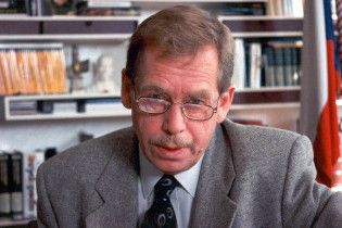 Екс-президент Чехії хоче бачити в НАТО Україну і Білорусь