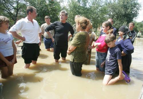 Повінь на Прикарпатті