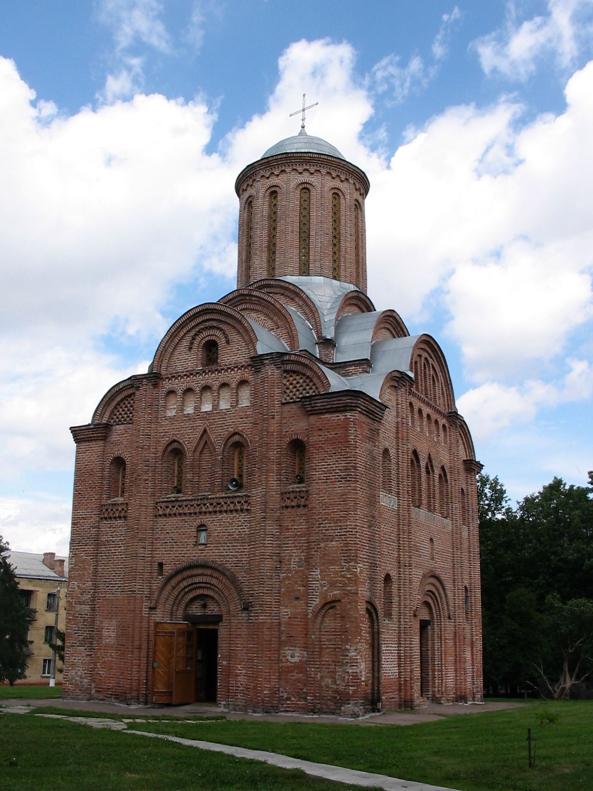 П'ятницька церква в Чернігові (Фото: karfagen.com.ua)