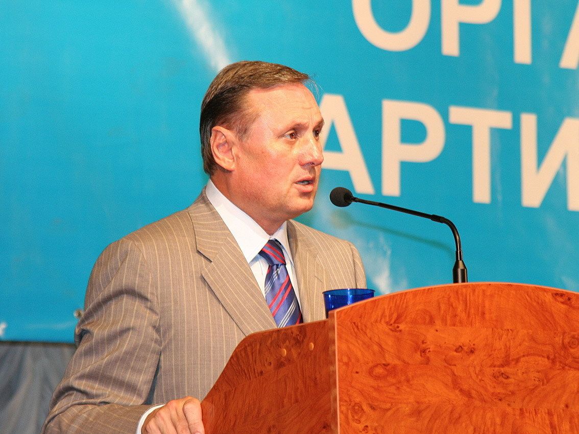 Олександр Єфремов