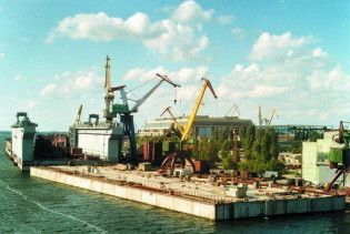 Лівія зацікавилася скандальним українським заводом