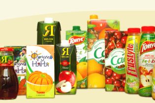 „Pepsi" скуповує виробників соку