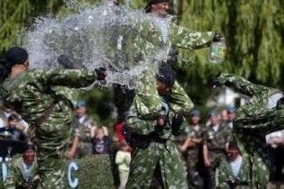 На Львівщині затримано банду десантників, що грабувала банки