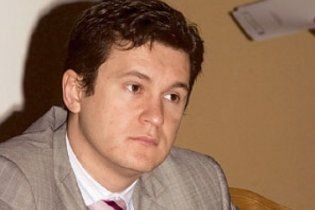 Інтерпол шукає зятя Черновецького: він знаходиться у категорії "червона картка"
