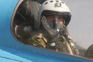 Ющенко "політав" на тренажері та "знищив" кількох ворогів