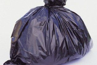 Водій автобуса знайшов у салоні сумку з розчленованими тілами жінки і дитини