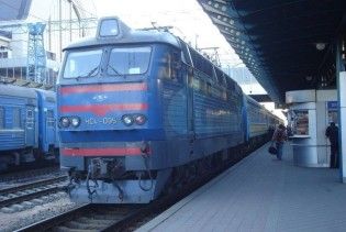 На Новий рік і Різдво "Укрзалізниця" запустить додаткові поїзди