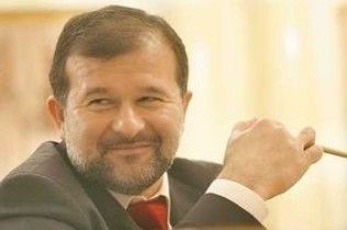 Скандальний літак Балоги полетів до Франції