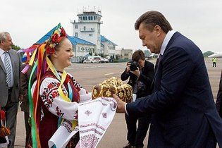 Політолог: у Львові Янукович переміг свої фобії