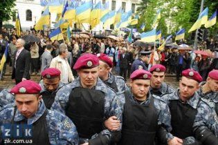 Оппозиции запретили митинговать во время обращения Януковича к народу