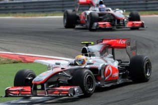 Формула-1. Гонщики McLaren перемогли в Туреччині