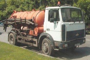 У Москві викрали другий автомобіль з фекаліями за місяць
