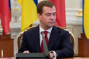 Мєдвєдєв підписав закон, що розширює повноваження ФСБ