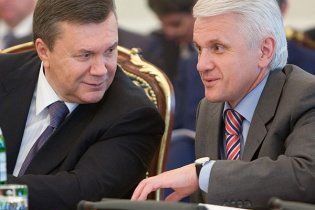 Янукович дав орден брату Литвина