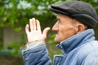 89-летний дедушка в четвертый раз стал папой