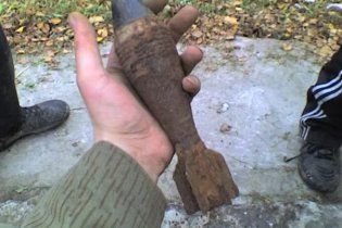 У київському дитячому садку виявили бойову міну