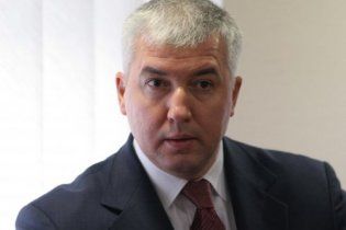 Янукович віддав торгівлю зброєю зятю колишнього віце-прем'єра Росії