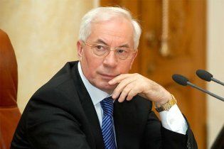 Азарову подсунули картофель по 3,50 и гречку за 8 гривен